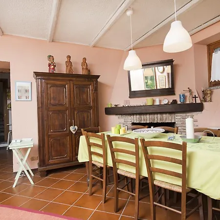 Pinetina Bed & Breakfast *